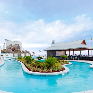 Resort Express & Panama Beachfront By Ihg